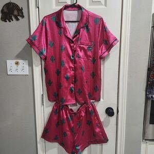 Hot Pink Satin Cacti Pajamas Women's Size  Large Button Top Shorts Cactus